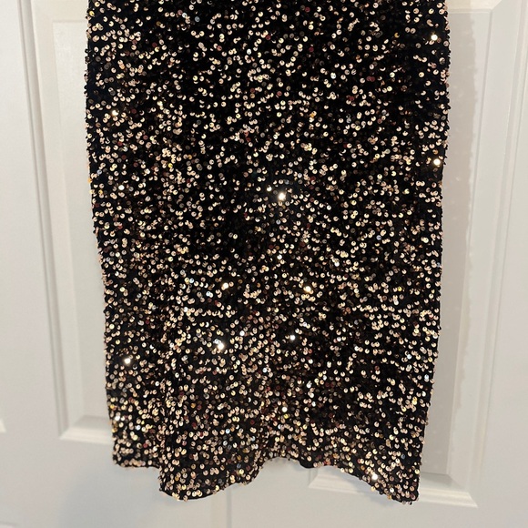 Akaiv Gold Sequined Skirt - NWT - Picture 1 of 4